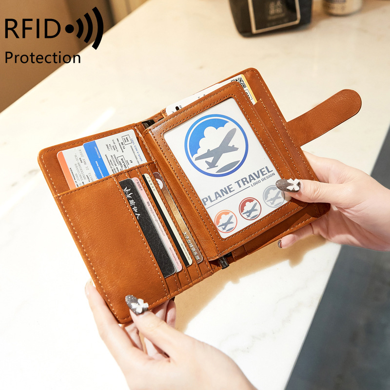 Portafoglio per passaporto da  - Travel Accessories Wallet recensione e prezzo