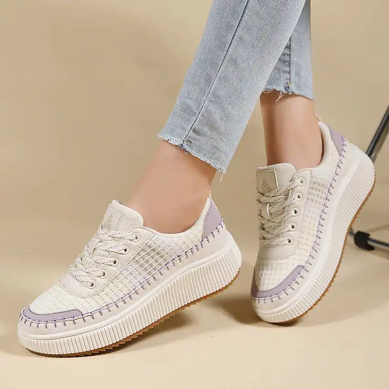 Scarpe marroni Donna Appartame - Travel Accessories In Train recensione e prezzo